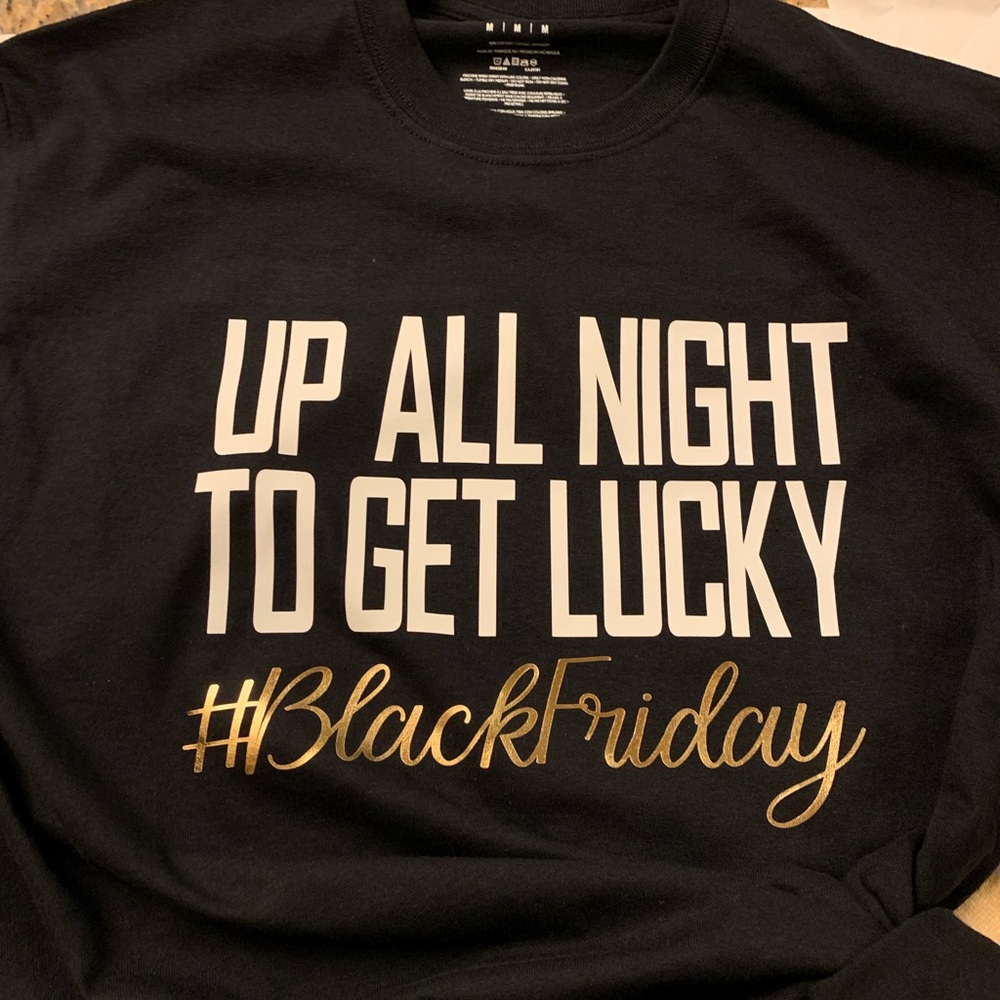 Men’s style T-shirt Black Friday Shopping!
